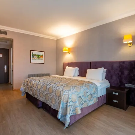 Hotel 216 Castle 4*